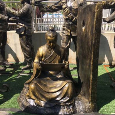 铜雕凿壁借光人物