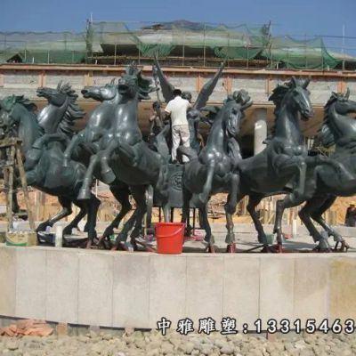 铜雕广场马雕塑