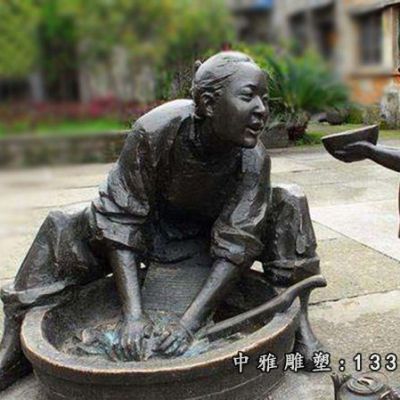 铜雕孝道主题人物