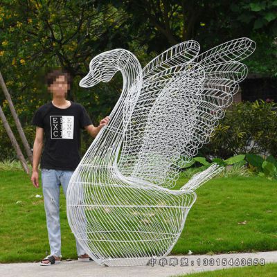 镂空天鹅不锈钢动物摆件