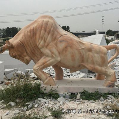 晚霞红石雕犀牛