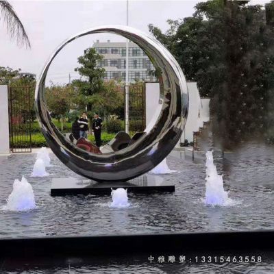 不锈钢公园月亮雕塑
