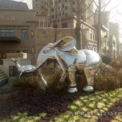不锈钢镜面大象雕塑
