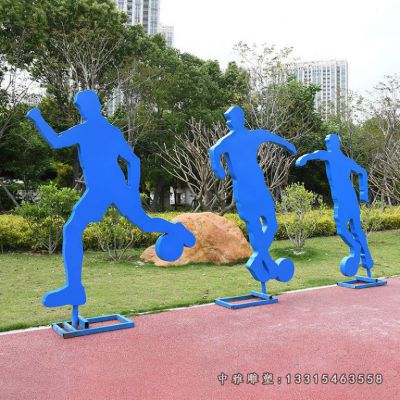 不锈钢公园踢足球人物雕像