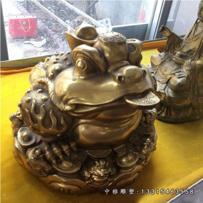 招财铜雕金蟾
