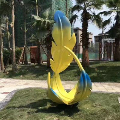 不锈钢小区羽毛雕塑